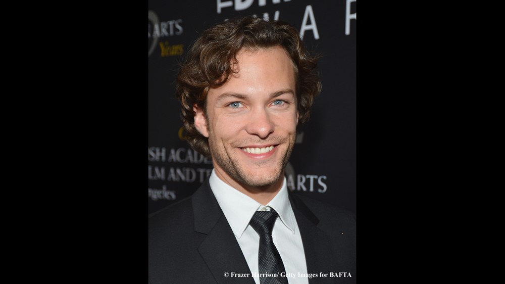 Kyle Schmid - Actor