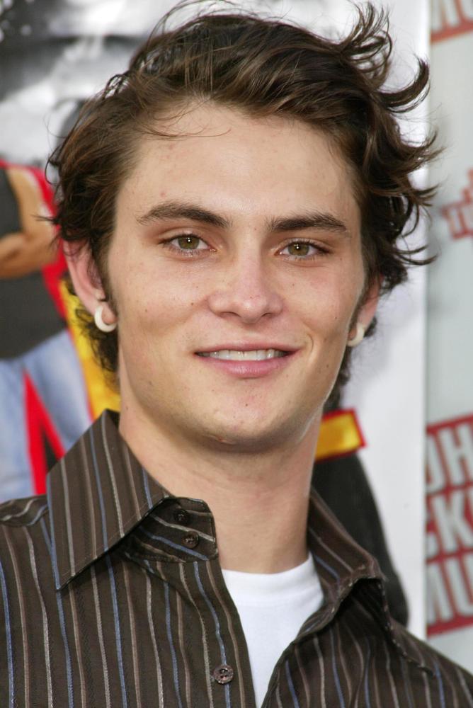 Shiloh Fernandez Actor