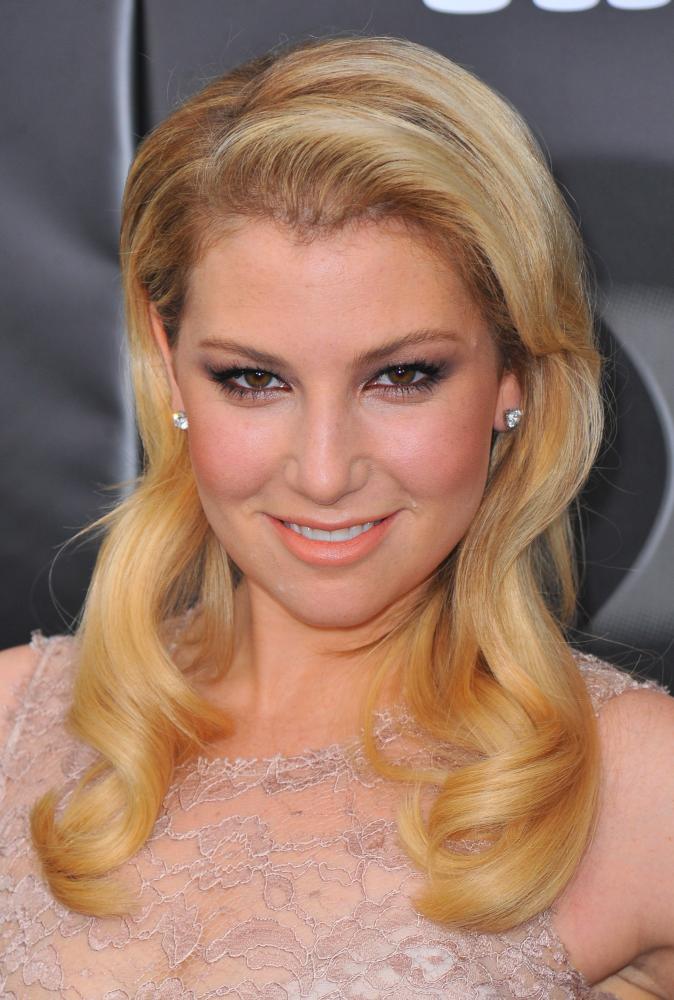 Ari Graynor - Actress