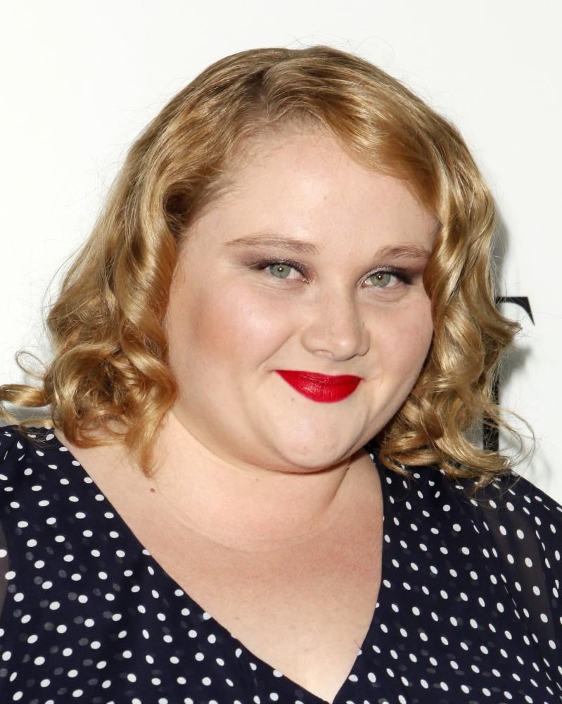 Danielle Macdonald - Actress