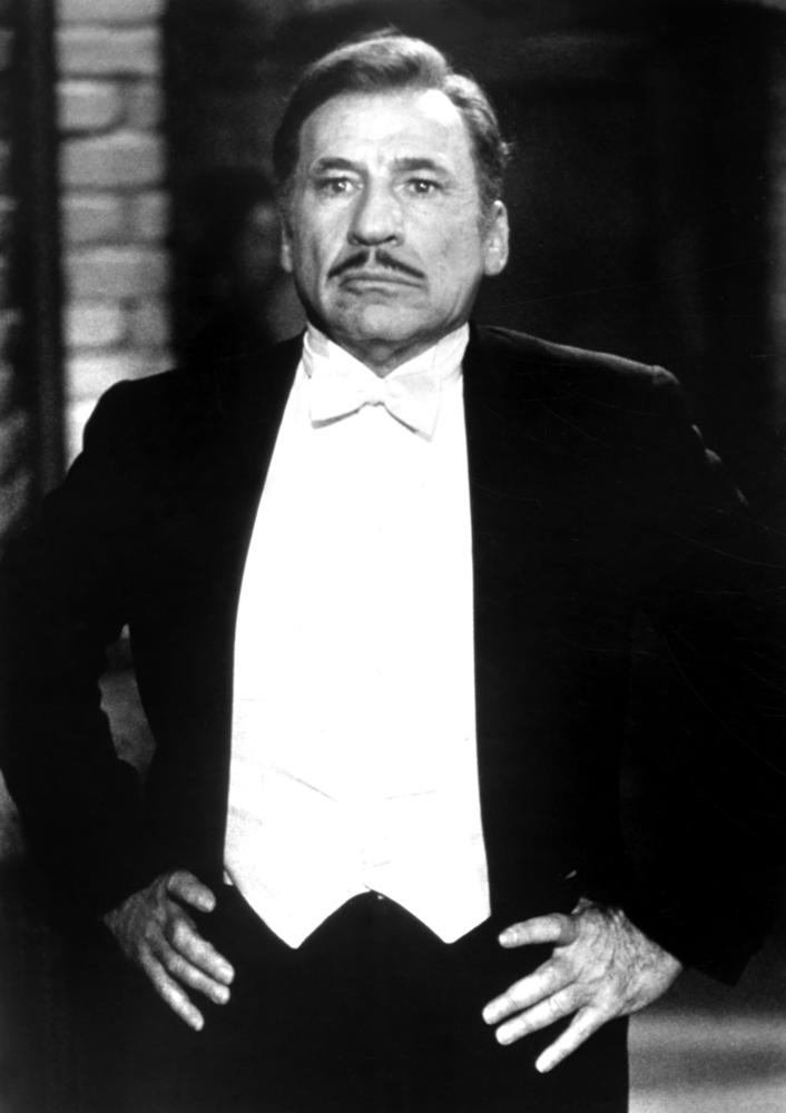 TO BE OR NOT TO BE, Mel Brooks, 1983, TM and Copyright ©20th Century Fox Film Corp. All rights reserved.