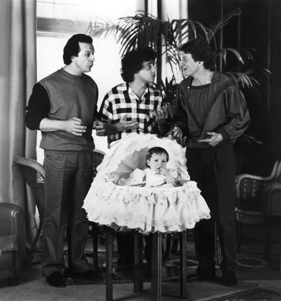 THREE MEN AND A CRADLE, Roland Giraud, Michel Boujenah, Jennifer Moret, Andre Dussollier, 1985