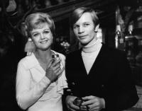 SOMETHING FOR EVERYONE, Angela Lansbury, Michael York, 1970