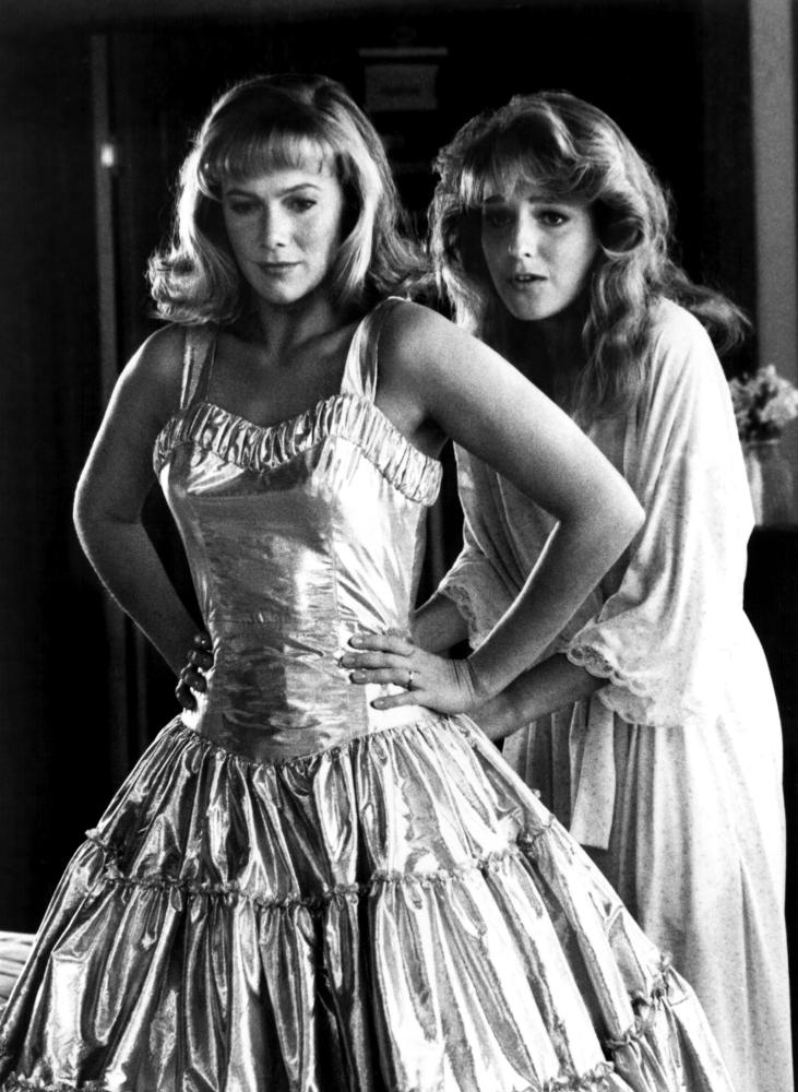 PEGGY SUE GOT MARRIED, Kathleen Turner, Helen Hunt, 1986