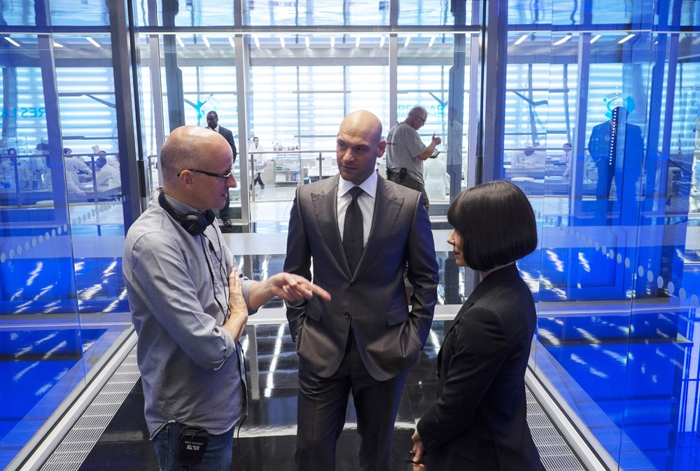 ANT-MAN, from left: director Peyton Reed, Corey Stoll, Evangeline Lilly, on set, 2015. ph: Zade Rosenthal/©Walt Disney Studios Motion Pictures