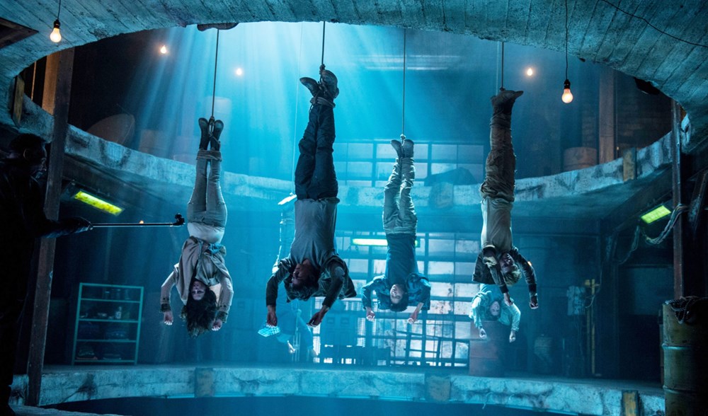 MAZE RUNNER: THE SCORCH TRIALS, from left: Giancarlo Esposito, Kaya Scodelario, Dylan O'Brien, Ki Hong Lee, Thomas Brodie-Sangster, Jacob Lofland, 2015. ph: Richard Foreman Jr./TM and Copyright ©20th Century Fox Film Corp. All rights reserved.