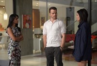 Second Chance, Dilshad Vadsaria (L), Rob Kazinsky (R), 'Palimpsest', Season 1, Ep. #6, 02/19/2016, ©FOX