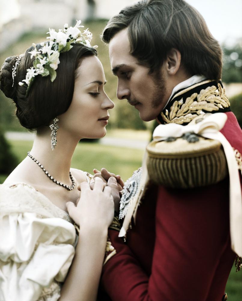 THE YOUNG VICTORIA, from left: Emily Blunt, as Victoria, Rupert Friend, as Prince Albert, 2009. ©Momentum Pictures