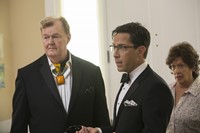 The Comeback, Robert Michael Morris (L), Dan Bucatinsky (C), Lillian Hurst (R), 06/05/2005, ©HBO