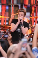 Good Morning America, Luke Hemmings, 11/03/1975, ©ABC