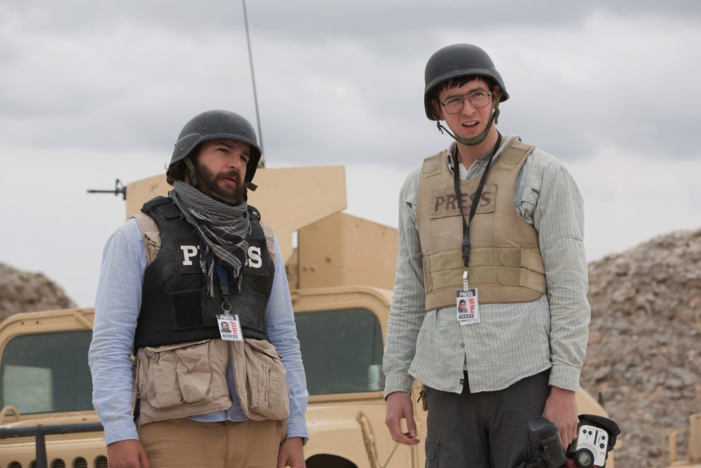 WHISKEY TANGO FOXTROT, from left: Christopher Abbott, Nicholas Braun, 2016. ph: Frank Masi/© Paramount Pictures