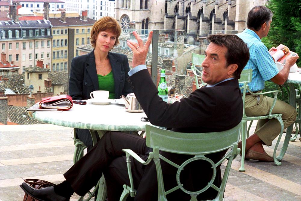 LA VERITE OU PRESQUE, from left: Karin Viard, Francois Cluzet, 2007. ©Rezo Films