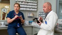 Nurse Jackie, Merritt Wever (L), Paul Schulze (R), 'Day Of The Iguana', Season 4, Ep. #7, 05/20/2012, ©SHO