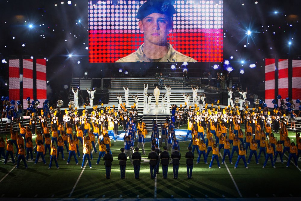 BILLY LYNN'S LONG HALFTIME WALK, Joe Alwyn, 2016. © TriStar Pictures