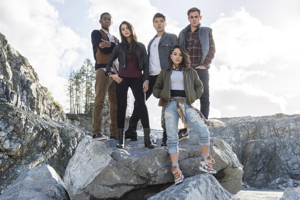 POWER RANGERS, From left: RJ Cyler, Naomi Scott, Ludi Lin, Becky G., Dacre Montgomery, 2017. ph: Kimberly French/© Lionsgate