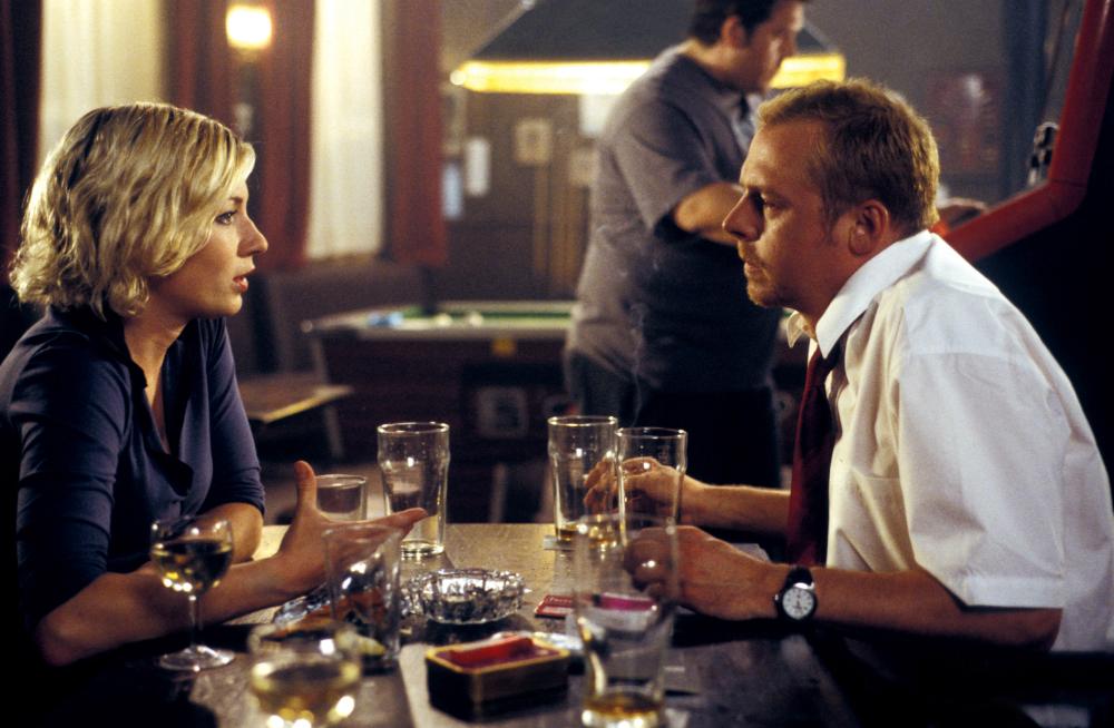 SHAUN OF THE DEAD, Kate Ashfield, Nick Frost, Simon Pegg, 2004, (c) Rogue Pictures