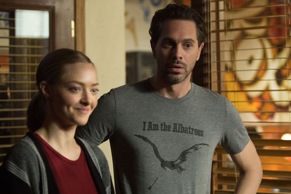 THE LAST WORD, FROM LEFT: AMANDA SEYFRIED, THOMAS SADOSKI, 2017. © BLEECKER STREET MEDIA