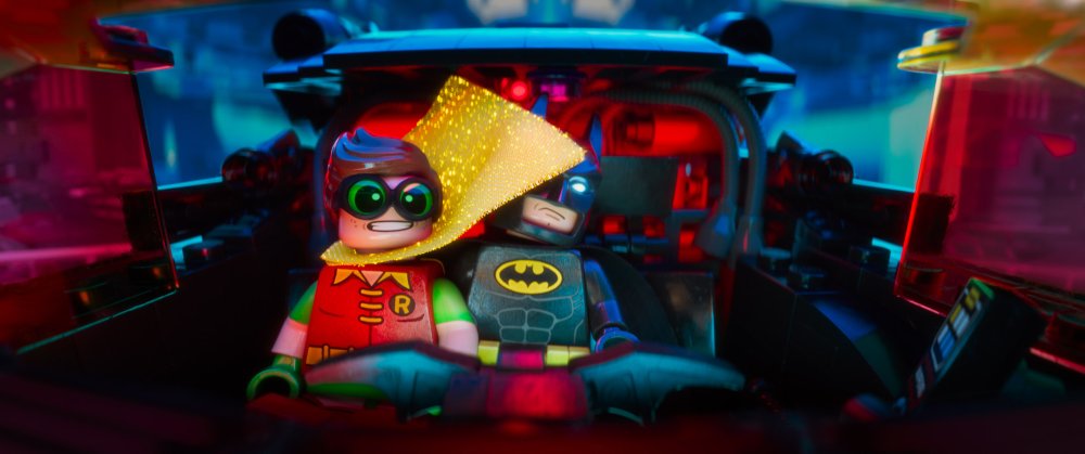 THE LEGO BATMAN MOVIE, L-R: ROBIN (VOICE: MICHAEL CERA), BATMAN (VOICE: WILL ARNETT), 2017. ©WARNER BROS. PICTURES