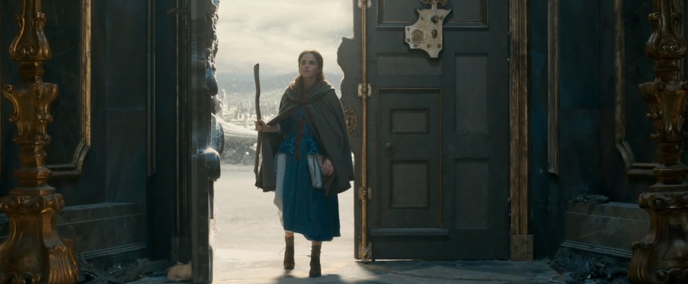 BEAUTY AND THE BEAST, EMMA WATSON, 2017. © WALT DISNEY PICTURES