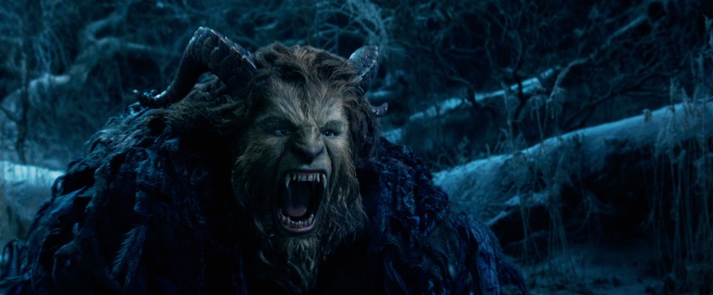 BEAUTY AND THE BEAST, DAN STEVENS, 2017. © WALT DISNEY PICTURES