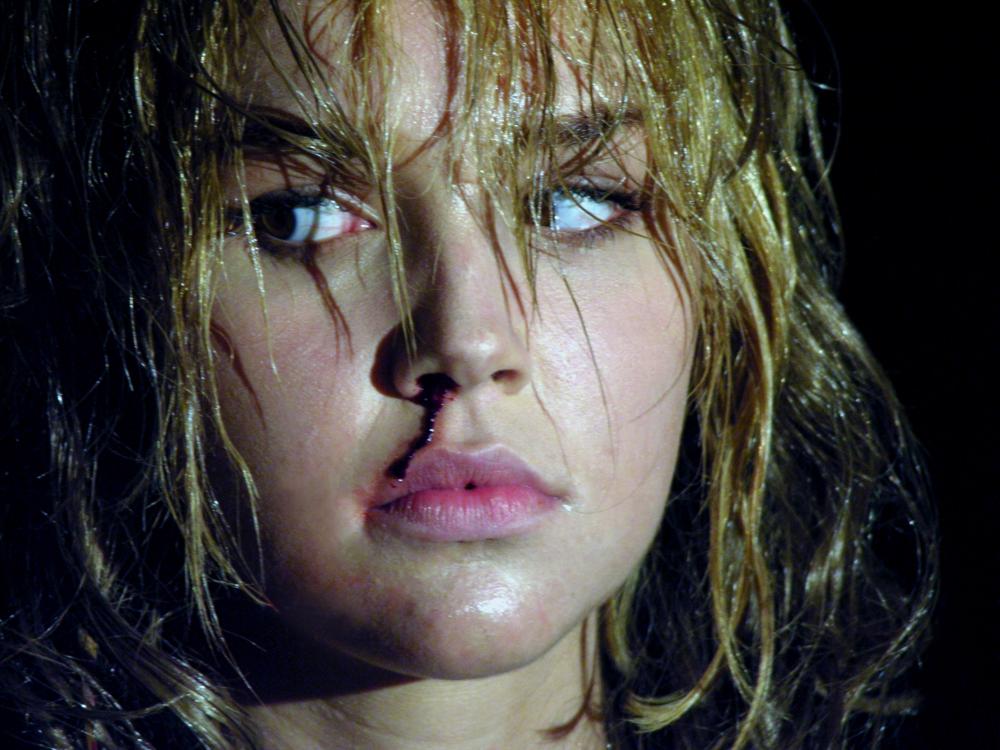 REEKER, Arielle Kebbel, 2005