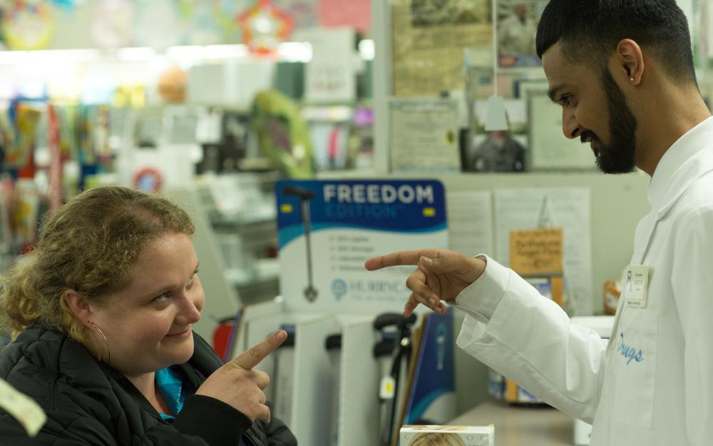 PATTI CAKE$, (AKA PATTI CAKES), L-R: DANIELLE MACDONALD, SIDDHARTH DAHANAJAY, 2017. TM & COPYRIGHT ©FOX SEARCHLIGHT PICTURES