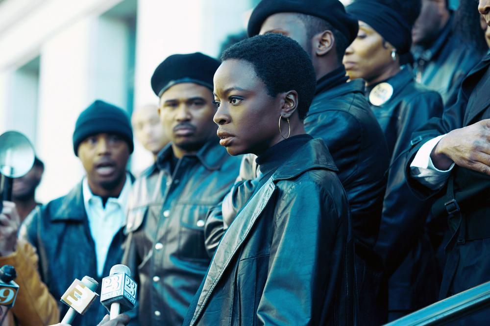 ALL EYEZ ON ME, CENTER: DANAI GURIRA, 2017. PH: QUANTRELL COLBERT/© LIONSGATE