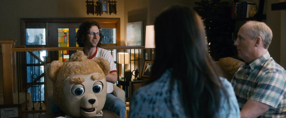 BRIGSBY BEAR, FROM LEFT: KYLE MOONEY, MICHAELA WATKINS, MATT WALSH, 2017. © SONY PICTURES CLASSICS