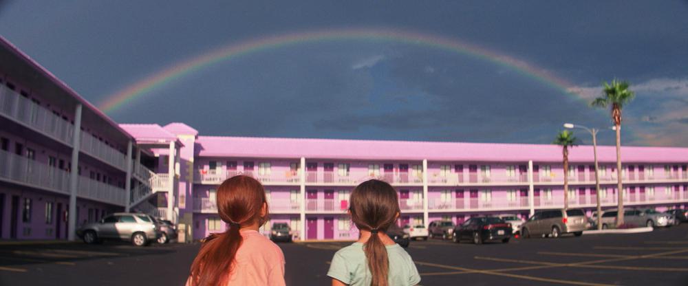 THE FLORIDA PROJECT, FROM LEFT: VALERIA COTTO, BROOKLYNN PRINCE, 2017. ©A24