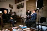 STEVE MCQUEEN: AMERICAN ICON, FROM LEFT, SEATED, PRODUCER GREG LAURIE, DIRECTOR JON ERWIN, 2017. PH: JOSH DEL. ©FATHOM EVENTS