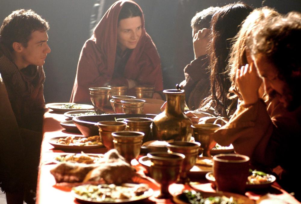 MARY, Juliette Binoche, (center), 2005