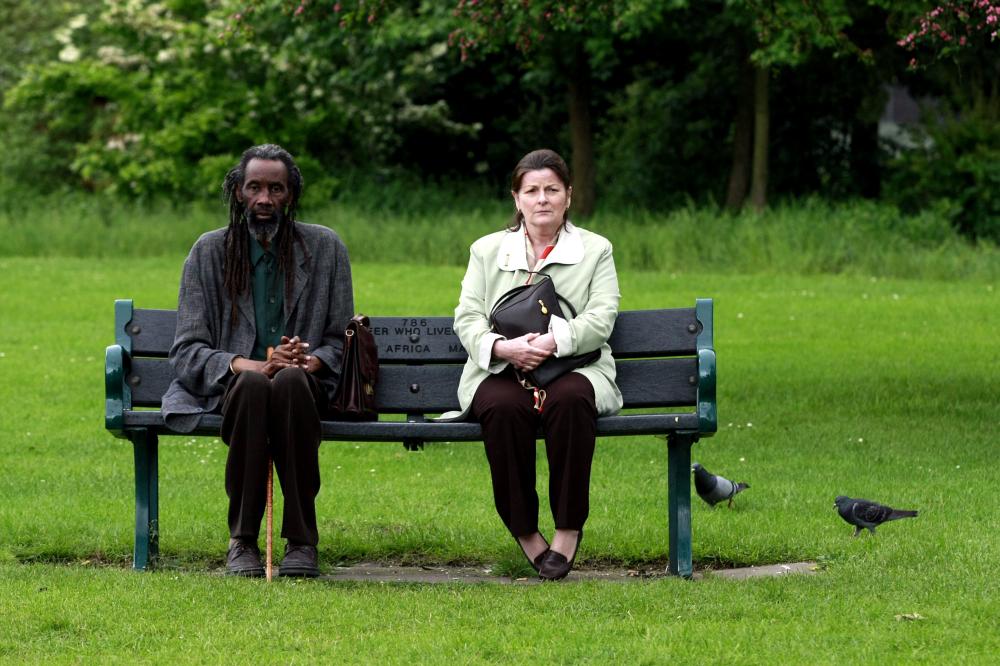 LONDON RIVER, from left: Sotigui Kouyate, Brenda Blethyn, 2009. ©ABC Distribution