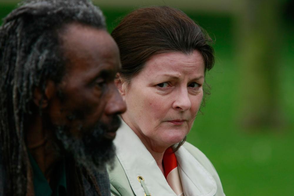 LONDON RIVER, from left: Sotigui Kouyate, Brenda Blethyn, 2009. ©ABC Distribution