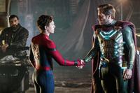 SPIDER-MAN: FAR FROM HOME, FROM LEFT: NUMAN ACAR, TOM HOLLAND AS SPIDER-MAN/PETER PARKER, JAKE GYLLENHAAL, 2019. PH: JAY MAIDMENT/© COLUMBIA PICTURES/© MARVEL