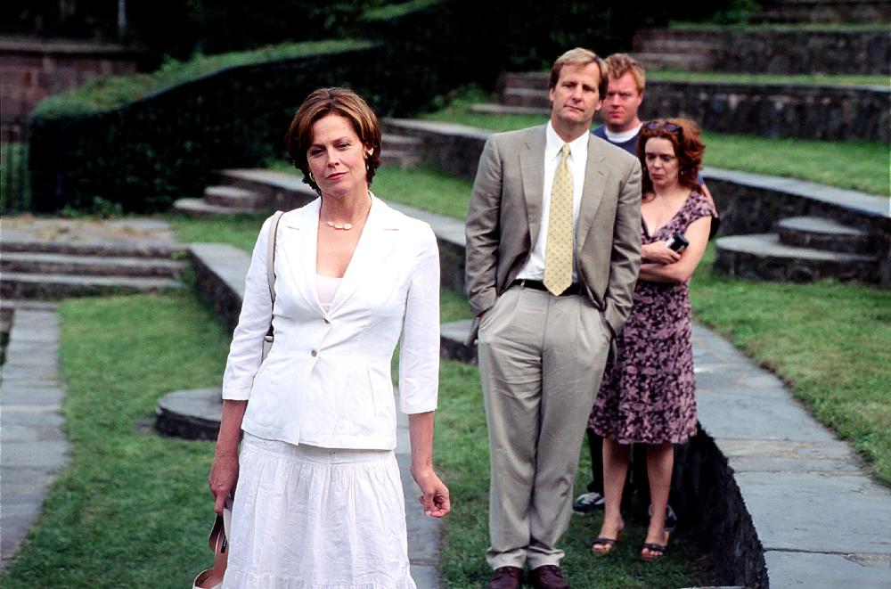 IMAGINARY HEROES, Sigourney Weaver, Jeff Daniels, Jay Paulson, Diedre O'Connel, 2004, (c) Sony Pictures Classics