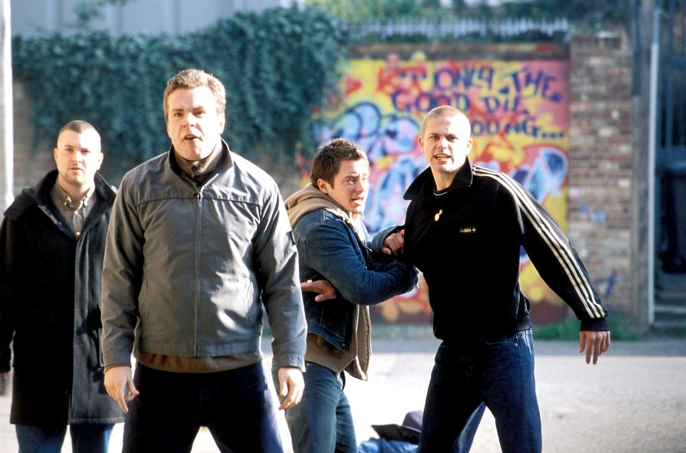 GREEN STREET HOOLIGANS, (a.k.a. HOOLIGANS), (aka GREEN STREET), Rafe Spall (center), Elijah Wood, Charlie Hunnam, 2005, ©Freestyle Releasing