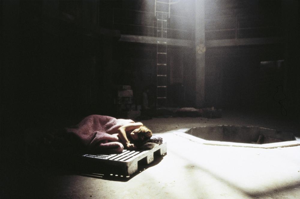 THE HOLE, Keira Knightley, 2001. (c) Dimension Films.