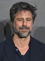 Hugo Silva Actors and Dafne Fernander at Photocall for Premiere Series Pollos Sin Cabeza in Madrid.Presentation Series ' Chickens Without Headgear ' , Madrid, Spain - 25 Apr 2023, Mandatory Credit: Photo by GTRES/Shutterstock (14471465bp)