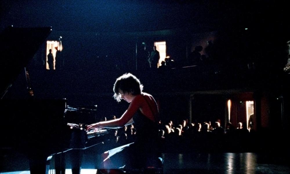 FOUR MINUTES, (aka VIER MINUTEN), Hannah Herzsprung (foreground), 2006. ©Wolfe Releasing