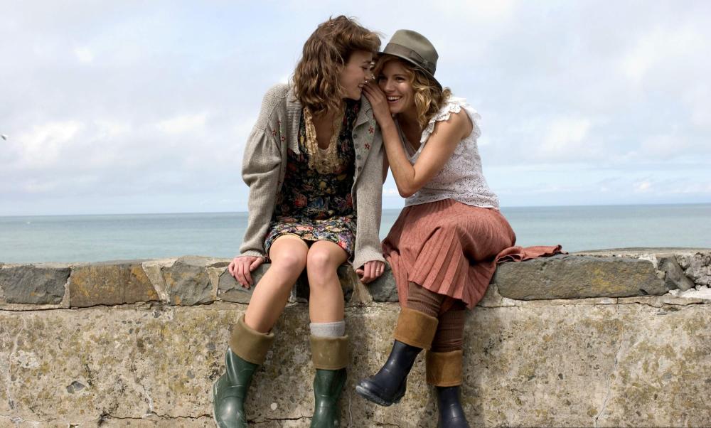 THE EDGE OF LOVE, from left: Keira Knightley, Sienna Miller, 2008. ©Capitol Films