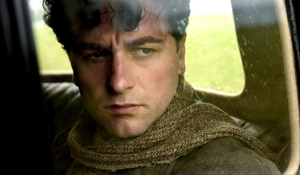 THE EDGE OF LOVE, Matthew Rhys as Dylan Thomas, 2008. ©Capitol Films