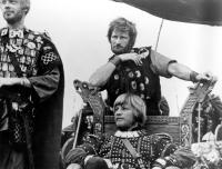 ALFRED THE GREAT, Michael York (seated), 1969.