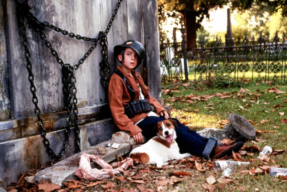 MY DOG SKIP, Frankie Muniz, 2000