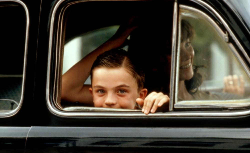 MY DOG SKIP, Frankie Muniz, Diane Lane, 2000, (c)Warner Bros
