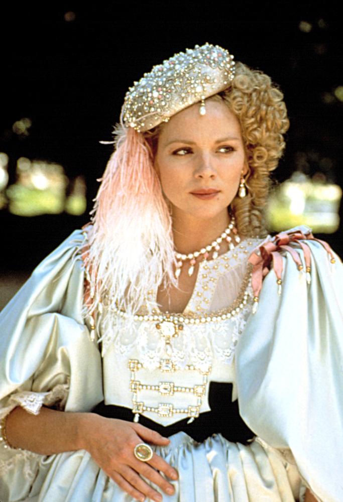 Films Et Séries Tv Avec Kim Cattrall Cineplex.com | The Return of the Musketeers