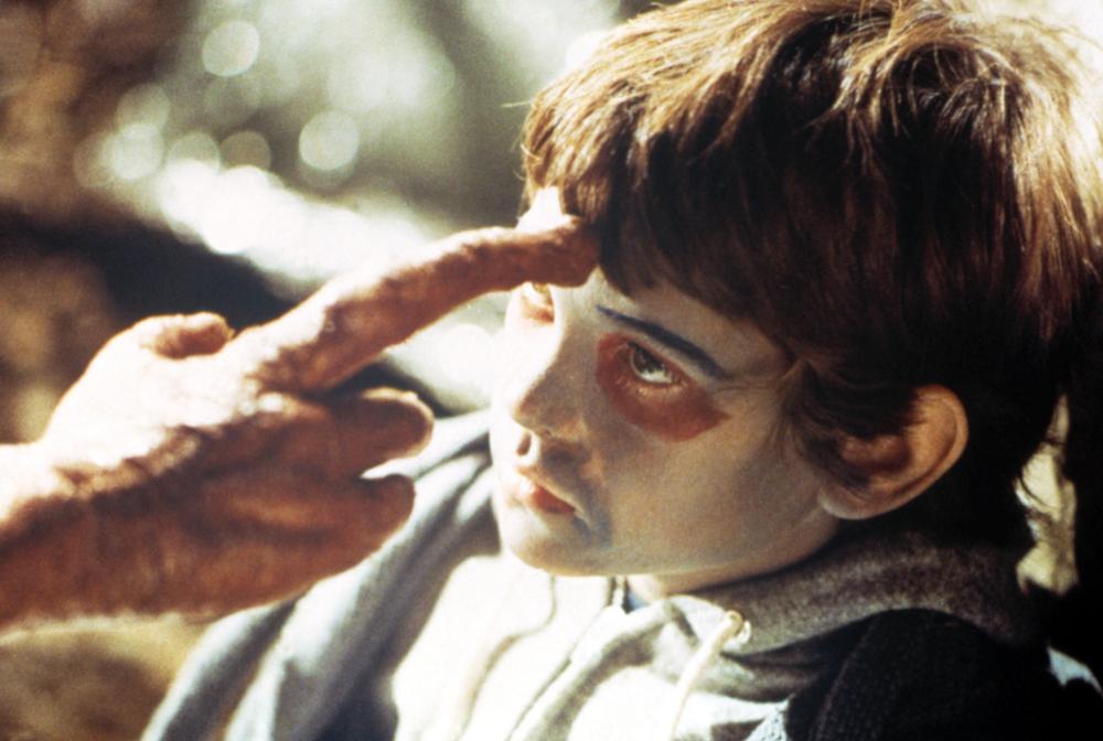 Films Et Séries Tv Avec Henry Thomas Cineplex.com | E.T.: The Extra-Terrestrial - A Most Wanted Movies