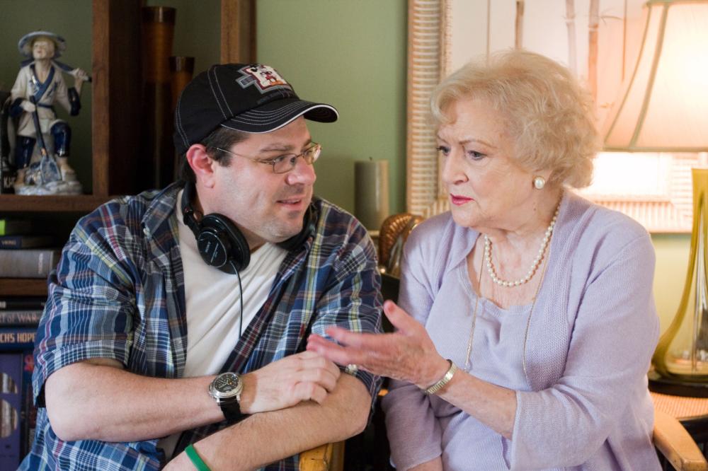 YOU AGAIN, from left: director Andy Fickman, Betty White, on set, 2010. ph: Mark Fellman/©Touchstone Pictures