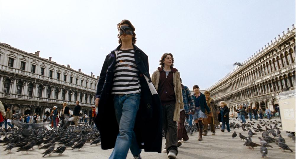 THIEF LORD, Rollo Weeks, Aaron Johnson, 2005