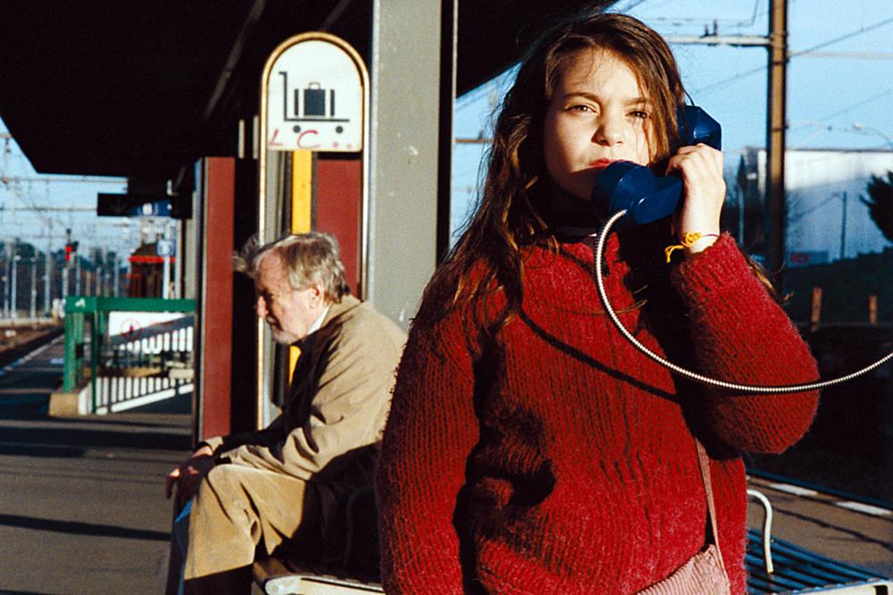 THE GIRAFFE'S NECK, (aka LE COU DE LA GIRAFE), Claude Rich, Louisa Pili, 2004, ©UGC-Fox Distribution