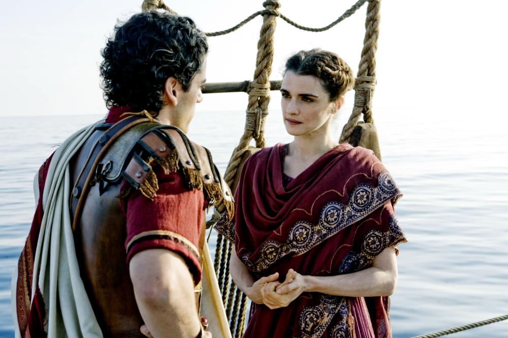 AGORA, from left: Oscar Isaac, Rachel Weisz, 2009. Ph: Teresa Isasi/©Newmarket Films